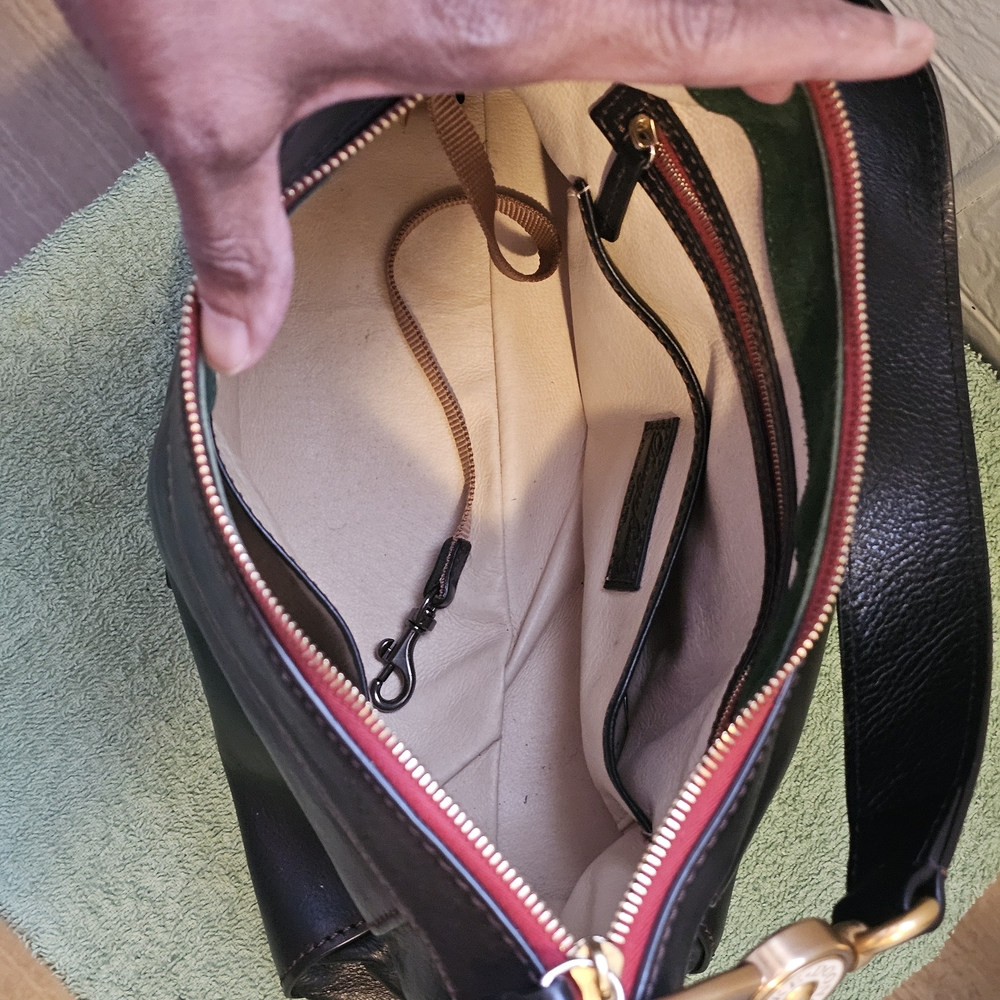 Dooney & Bourke Florentine Black Leather Bag with Unique Shoulder Strap - Picture 12 of 16